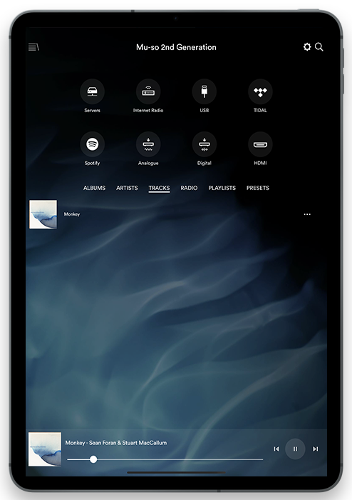 Naim Audio muso bediening met tablet